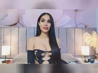 VanezzaTss from xlovecam