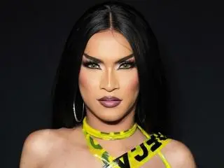 Xlovecam Live Porn of AgathaRodriguez