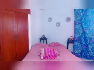 Xlovecam Best live sex cam show of EmilyBigHot