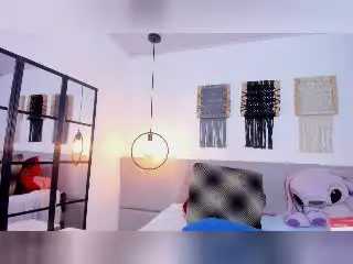 Xlovecam Watch Live Sex Cams of MissCristina69