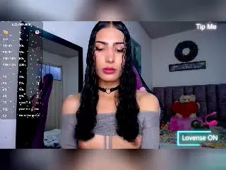 Xlovecam Free Live Porn of Lunardy