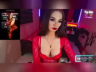 Xlovecam Live Sex Cam of KirstenMoore