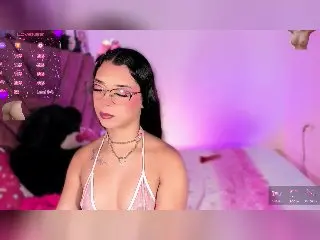 Xlovecam Adult Video Chat of Elyw