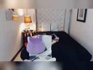 Xlovecam Watch Live Sex Cams of TsPrettyNaughty