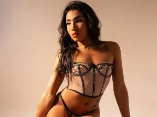 Xlovecam Nude Webcam of GabySantos