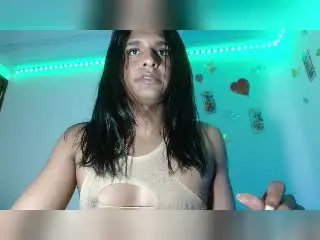 Xlovecam Live Sex of IdiiaLatina