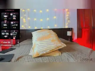 MiaMarinHot from xlovecam