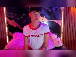 Xlovecam Nude Webcam of BriggitteLove