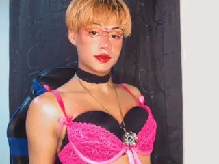 Xlovecam Free Porn Cam of MachiSex