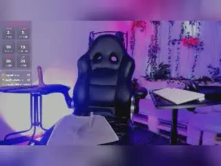 Xlovecam Best live sex cam show of KarolElegance