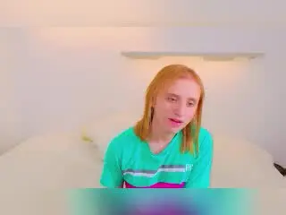 Xlovecam Free Porn Cam of SeraphinneX