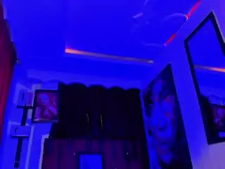 Xlovecam Nude Webcam of ChicassQueen