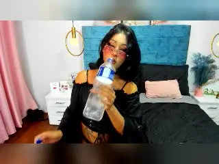 Xlovecam Free Porn Cam of NoemiSky