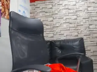 Xlovecam Adult Webcam of HeidySumers