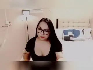 Xlovecam Watch Live Sex Cams of MissBigCockLucy