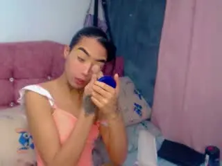 Xlovecam Adult Webcam of DariannaArtehortua