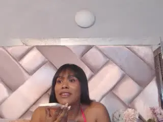 Xlovecam Nude Webcam of AshleyRob