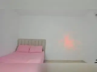 Xlovecam Watch Live Sex Cams of NairoBits