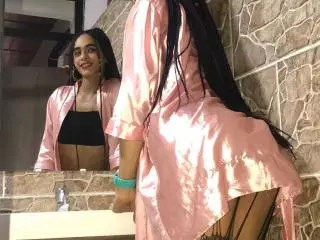 SexyHannaD from xlovecam