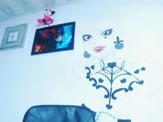 Xlovecam Nude Webcam of SexyHannaD