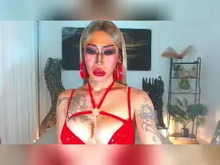 Xlovecam Live Sex of QueenOfMajestique