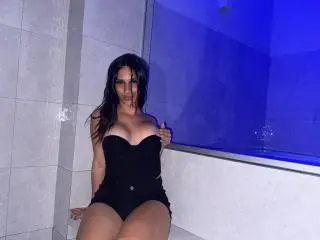 Xlovecam Nude Webcam of SamysPresleyTs