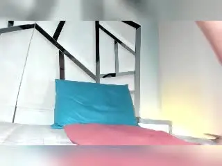 Xlovecam Free Porn Cam of Putinna