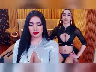 Xlovecam Adult Webcams of AdelaClaraDuo