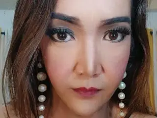 KissSweetAngelicTrans from xlovecam