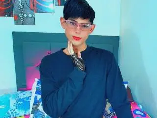 Xlovecam Nude Webcam of Allisonth