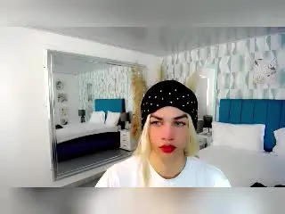 Xlovecam Live Sex Cam of KendallSky